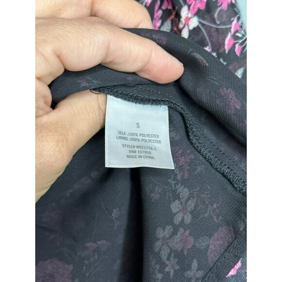 Mi Ami Francesca's Women's Small Flowy Floral Crop Top V-Neck Lined NWT - Picture 6 of 10